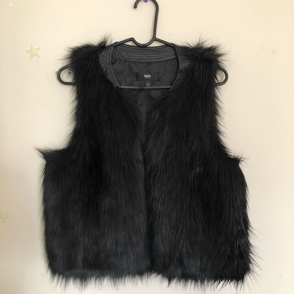 Massimo Faux fur black vest - Picture 9 of 14